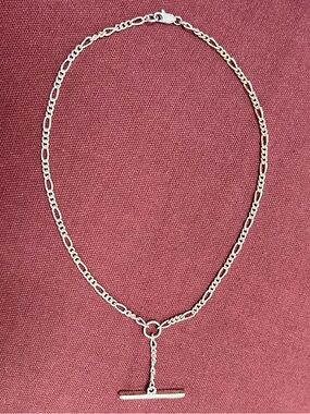 Figaro Toggle T-bar Pendant Necklace